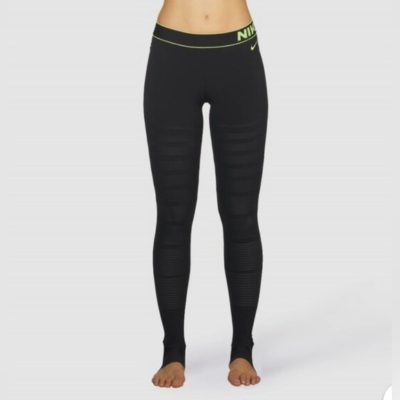 Nike Black Performance Leggings with Elastic Waistband - Picture 1 of 13